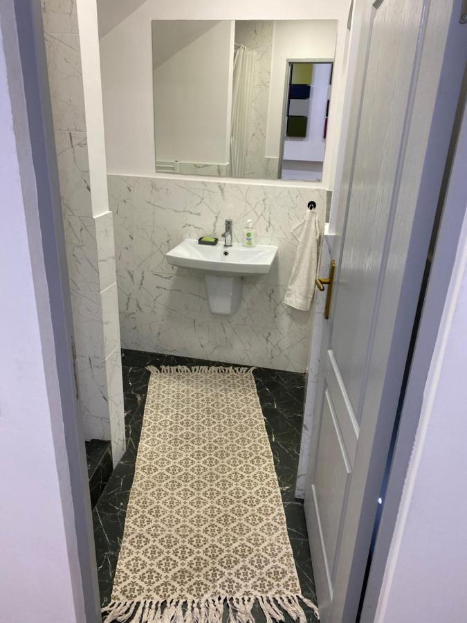 Garden Apartament Petrila Εξωτερικό φωτογραφία
